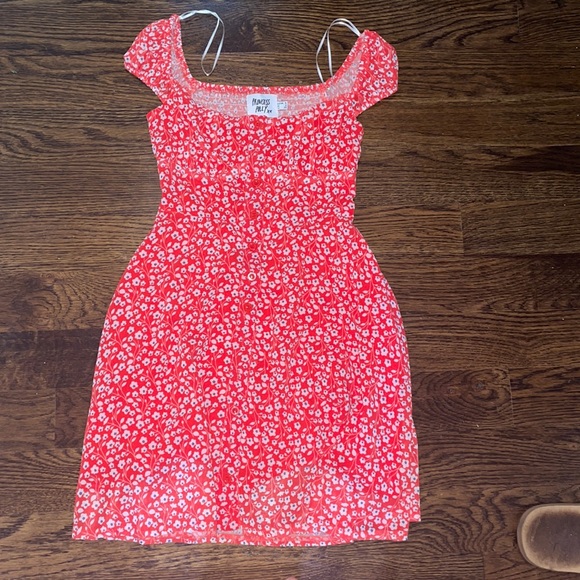 Princess Polly Dresses & Skirts - Princess polly floral dress